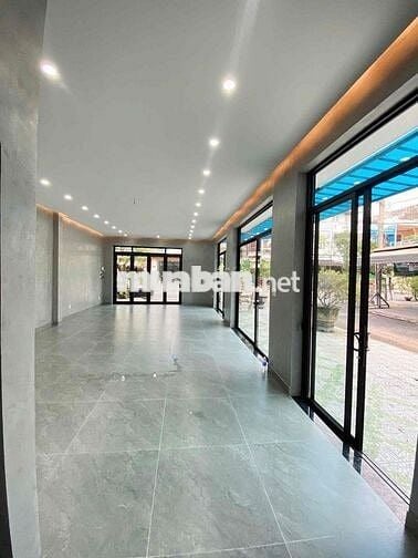 Có thể cho thuê lẻ tầng trệt 15tr Và 2pn ở trên 11tr