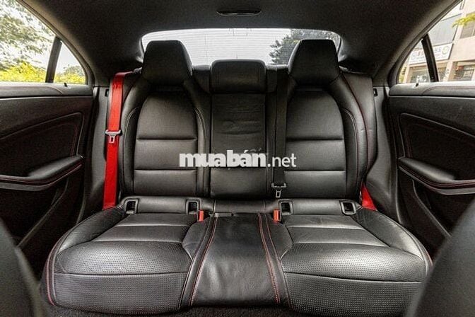 Mercedes Benz CLA 45 AMG 4MATIC 381 hp