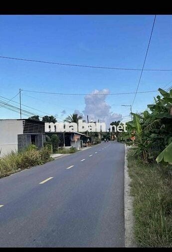 Chủ bể nợ cần bán gấp căn nhà vườn 1300m2 có thổ cư giá 240tr