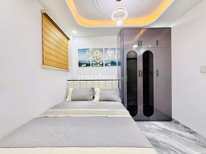 HH1% NHÀ 4 PHÒNG NGỦ 6 WC CÁCH MẶT TIỀN CHỈ 20M XE HƠI NGỦ TRONG NHÀ