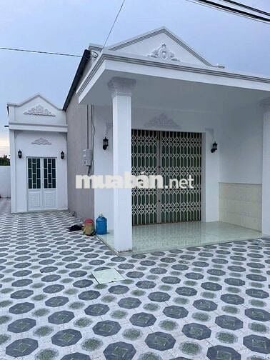 Bán căn nhà MT kinh doanh  Đ. Nguyễn Thị Lắng ,135m2 SHR Giá 1 tỉ 50Tr