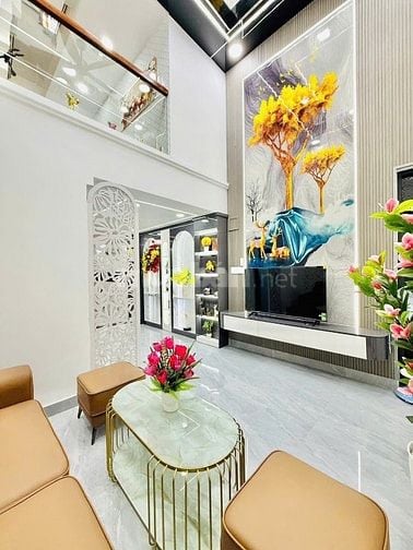 HH1% NHÀ 4 PHÒNG NGỦ 6 WC CÁCH MẶT TIỀN CHỈ 20M XE HƠI NGỦ TRONG NHÀ