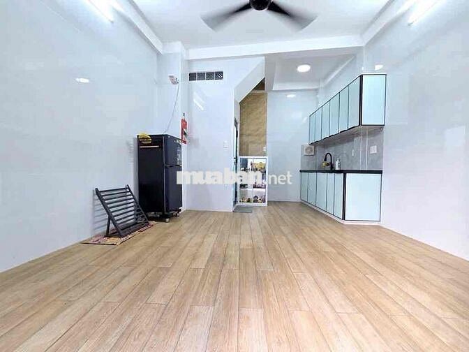 NHÀ MỚI – NGANG 4M – GẦN HẺM XE TẢI - NHỈNH 5 TỶ