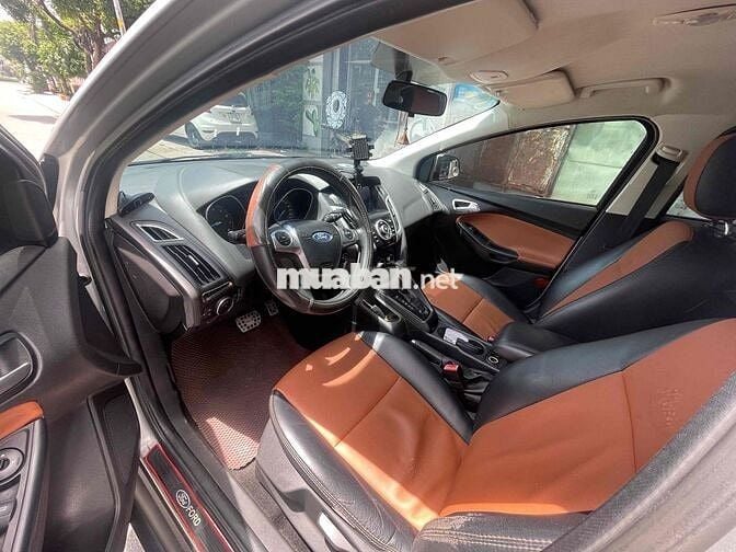 Ford Focus 2013 Trend 1.6 AT Hatchback - 100000 km