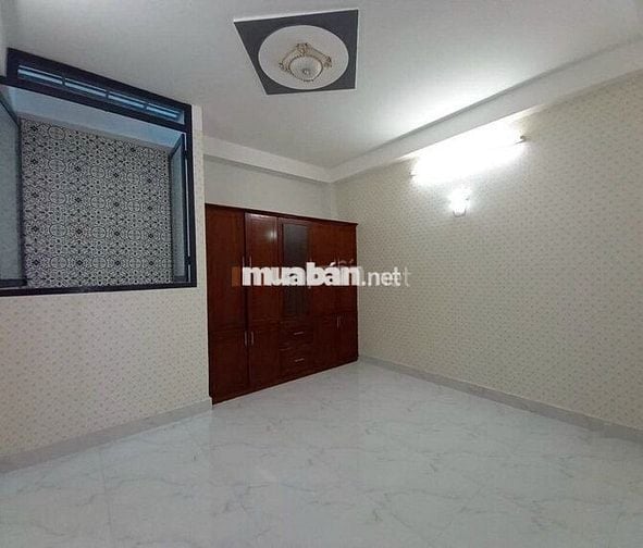 Cần cho thuê nhà 384/6A Lý Thái Tổ P.10 Q.10