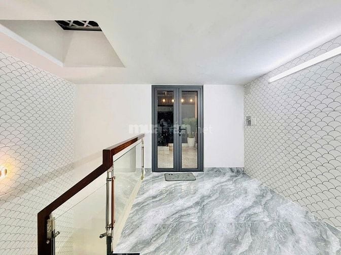 HH1% NHÀ 4 PHÒNG NGỦ 6 WC CÁCH MẶT TIỀN CHỈ 20M XE HƠI NGỦ TRONG NHÀ