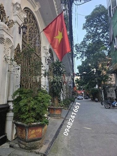 Nhà Minh Khai, 8 tầng hiện đại, thiết kế đẹp, công năng hoàn hảo