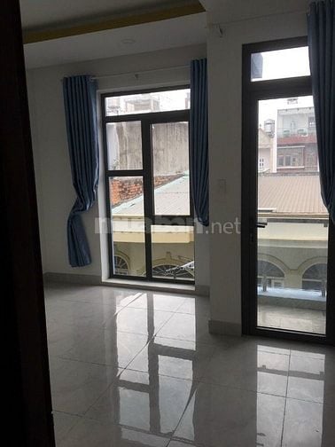  Đường  Nguyễn Lộ Trạch 4x16m nở hậu 4,5m 2 lầu