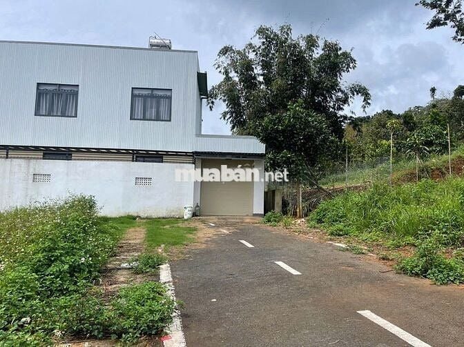 750TR - 124m2 sẵn thổ cư giá tốt 1 lô đất ngay trung tâm Lộc An