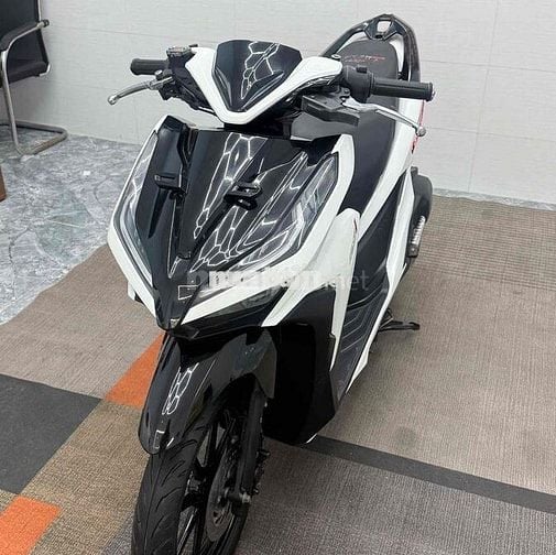 VARIO 125cc Trắng Đen Máy Zin Chưa Rớt , Nồi - Pô