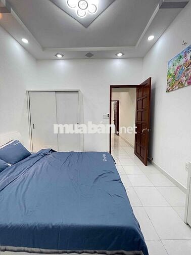 Nhà Mới Keng Full Nội Thất HXH 1/ Đg Số 1 P16: 4x12m, có sân rộngp