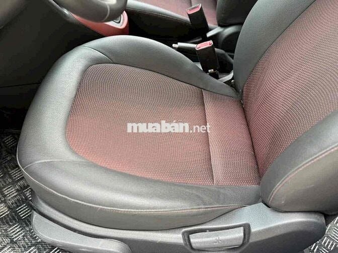 Hyundai i10 2021 1.2 AT siêu hiếm odo 16800 km