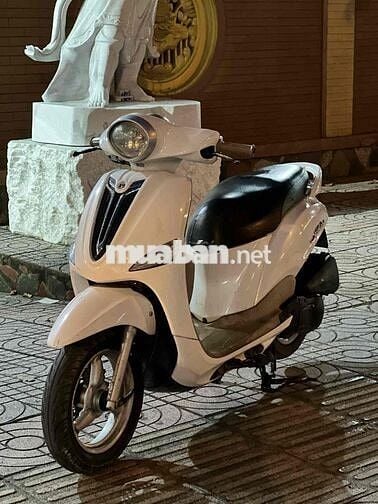 Yamaha Zoza 2011 màu trắng đen len ken mới 90%