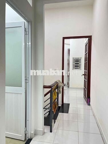 Nhà Mới Keng Full Nội Thất HXH 1/ Đg Số 1 P16: 4x12m, có sân rộngp