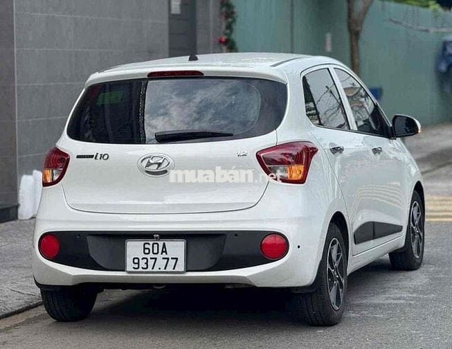 Hyundai i10 2021 1.2 AT siêu hiếm odo 16800 km
