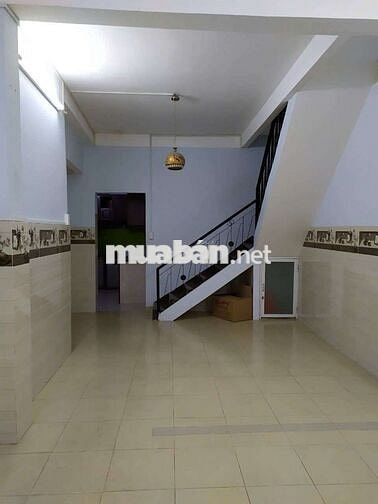 Nhà giá tốt 3 PN Thích Quảng Đức chỉ 11tr