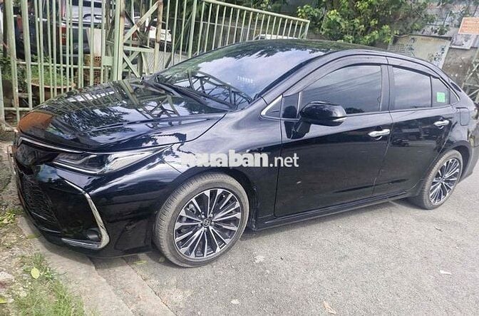 Toyota Corolla Altis 2023 1.8V - 17000 km
