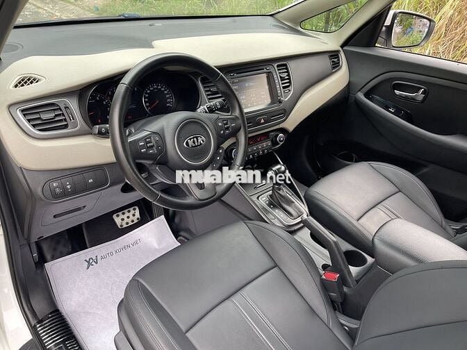 Kia Rondo 2.0 GAT 2018 Gia Đình Cực Đẹp Hàng Hiếm