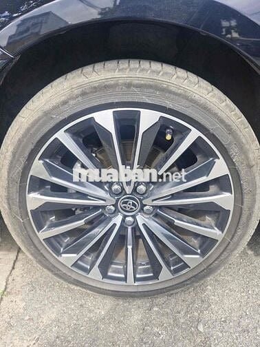 Toyota Corolla Altis 2023 1.8V - 17000 km