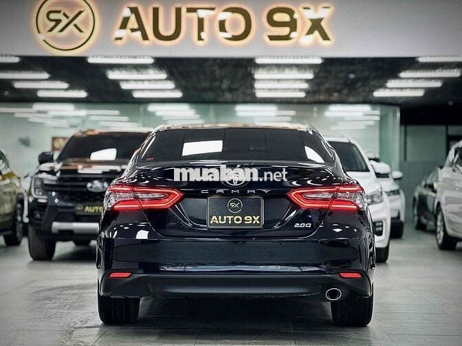 Toyota Camry 2.0Q Model 2022 - 22000 km