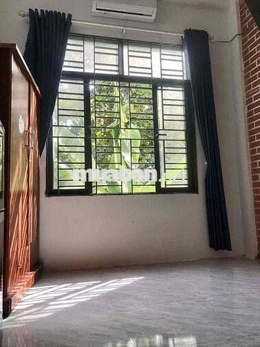 Trống sẵn phòng trọ gác lửng thoáng mát