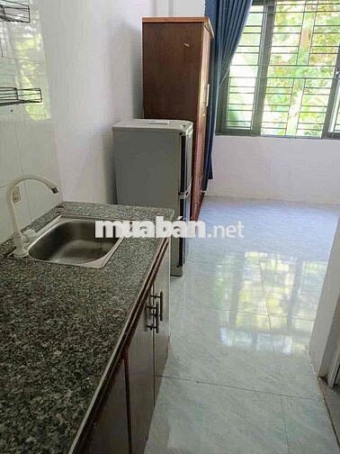 Trống sẵn phòng trọ gác lửng thoáng mát