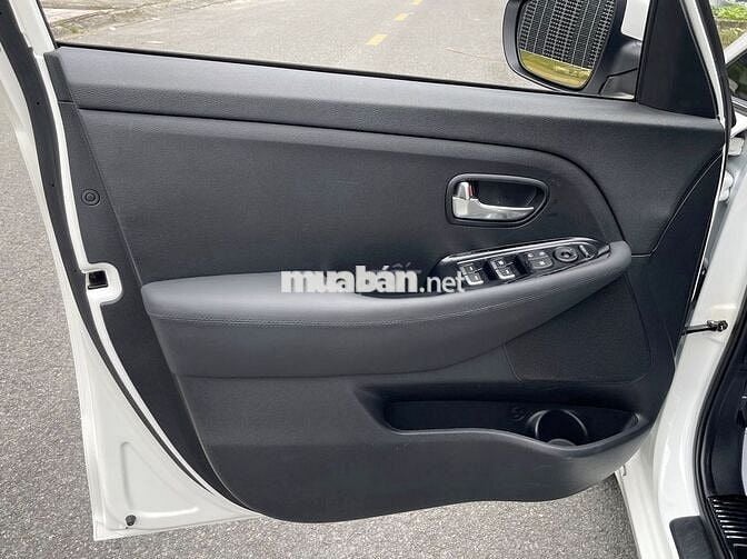 Kia Rondo 2.0 GAT 2018 Gia Đình Cực Đẹp Hàng Hiếm