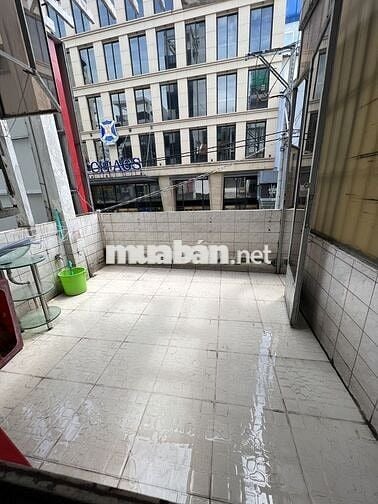 Mặt bằng kinh doanh mặt tiền đường - Đối diện trường quốc tế