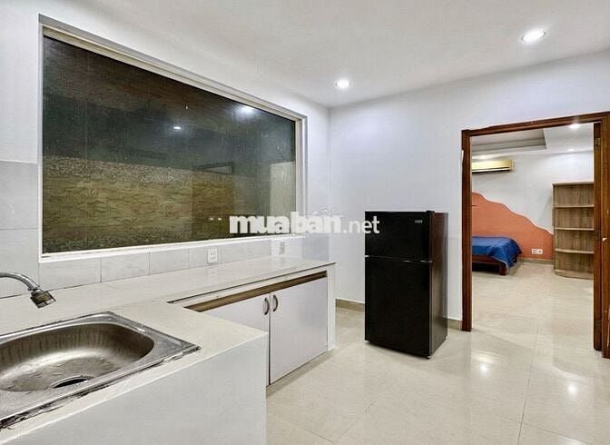 chính chủ Căn hộ full nội thất tách bếp cực rộng khu Nhà Ga T3 - ETOWN