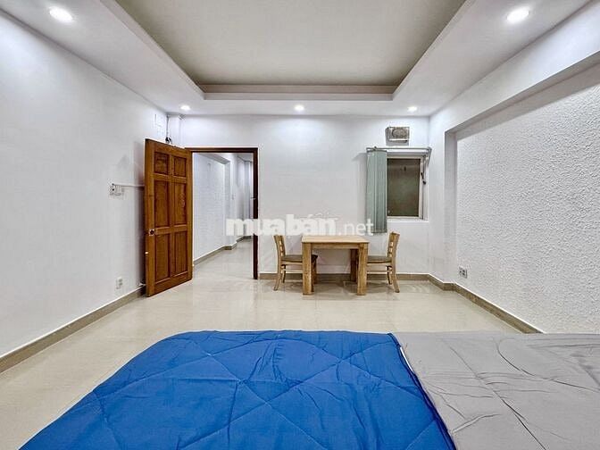 chính chủ Căn hộ full nội thất tách bếp cực rộng khu Nhà Ga T3 - ETOWN