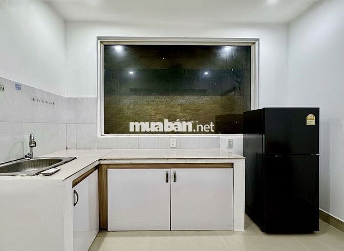 chính chủ Căn hộ full nội thất tách bếp cực rộng khu Nhà Ga T3 - ETOWN