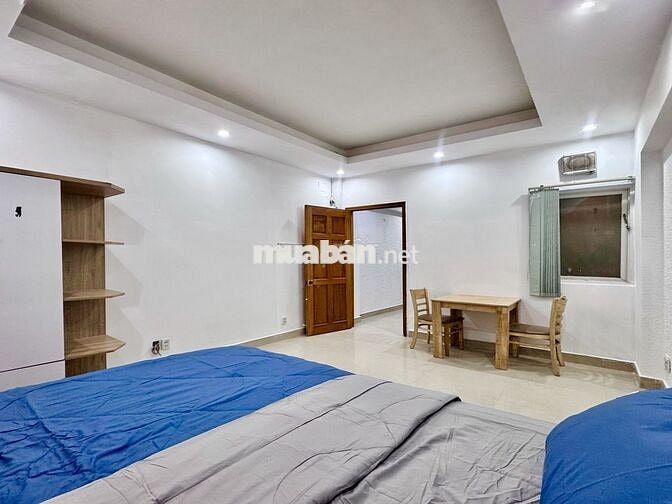 chính chủ Căn hộ full nội thất tách bếp cực rộng khu Nhà Ga T3 - ETOWN