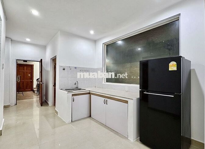 chính chủ Căn hộ full nội thất tách bếp cực rộng khu Nhà Ga T3 - ETOWN