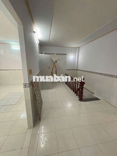 Nhà trệt lầu 3PN hẻm đường Hoàng Văn Thụ chỉ 7 triệu