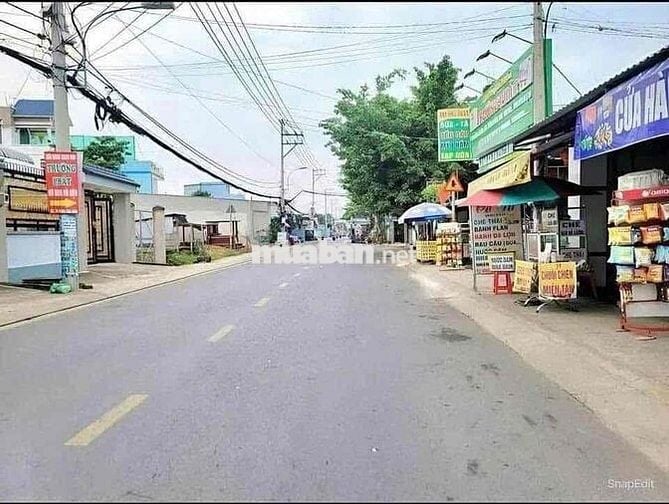 đất thổ cư , mặt tiền kinh doanh , đường nhựa lớn