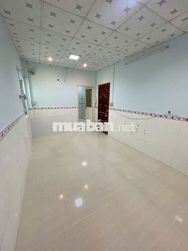 Nhà trệt lầu 3PN hẻm đường Hoàng Văn Thụ chỉ 7 triệu