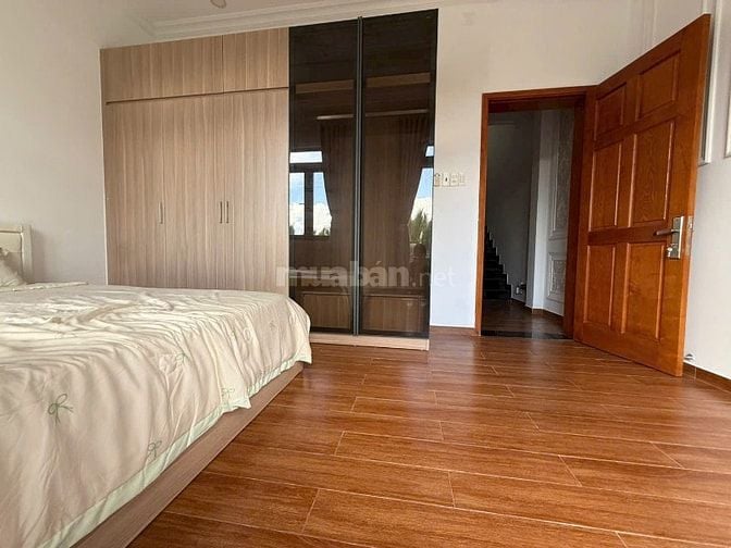 NHÀ PHỐ ĐẸP, HIỆN ĐẠI TẠI KDC Sài Gòn Mới 