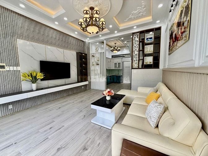 NHÀ PHỐ ĐẸP, HIỆN ĐẠI TẠI KDC Sài Gòn Mới 