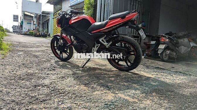 Rebel USA màu Đỏ đen Đã sử dụng