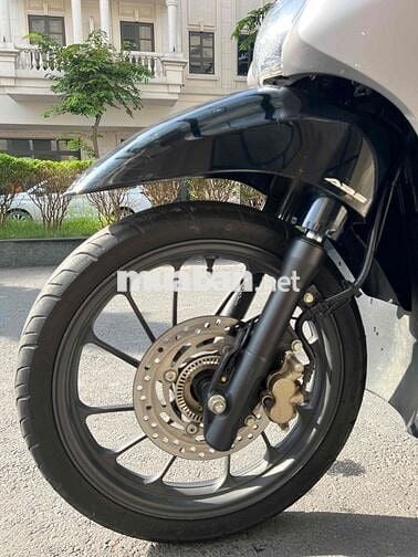 Honda SH Mode ABS 2023 Bạc