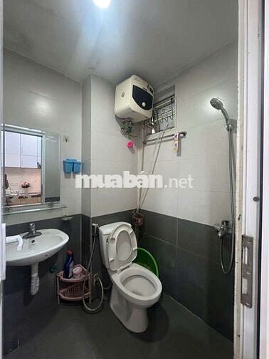 Cho thuê CCMN 2N1K 1BEP 1BANCONG. Ô TÔ TRÁNH ĐỖ CỬA, ĐIỆN NƯỚC GIÁ DÂN