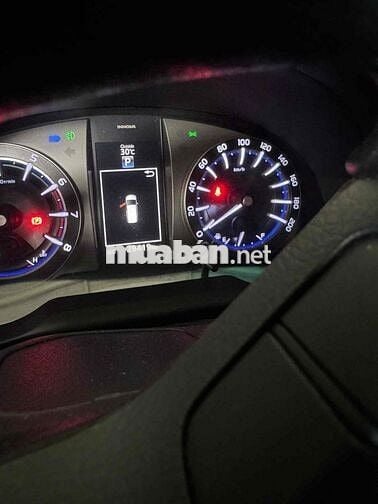 Toyota Innova 2018 2.0G - 29000 km 7c tự động BH