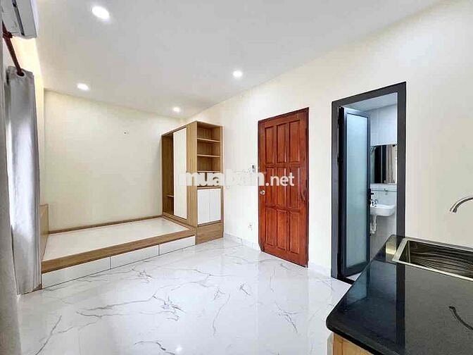 CHDV 5 TẦNG. CHO THUÊ 45TR/TH. HXH 6M, KẾ CHUNG CƯ DREAM HOME.NHỈNH 8T