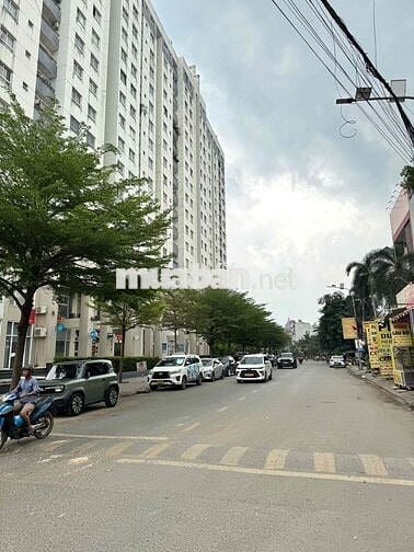 CHDV 5 TẦNG. CHO THUÊ 45TR/TH. HXH 6M, KẾ CHUNG CƯ DREAM HOME.NHỈNH 8T