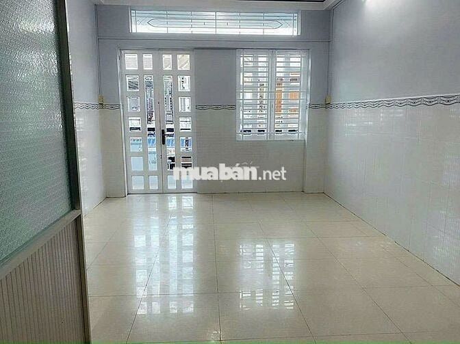 Cho thuê nhà mặt tiền phạm ngũ lão gần công viên hùng vương 13 triệu