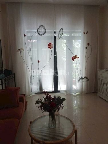 Chính chủ bán biệt thự mini xây đẹp  4mx19m, đường Huỳnh Văn Bánh, HCM