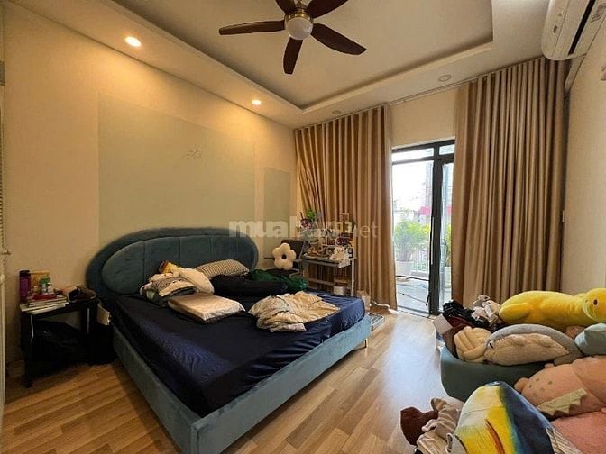 Chính chủ bán biệt thự mini xây đẹp  4mx19m, đường Huỳnh Văn Bánh, HCM