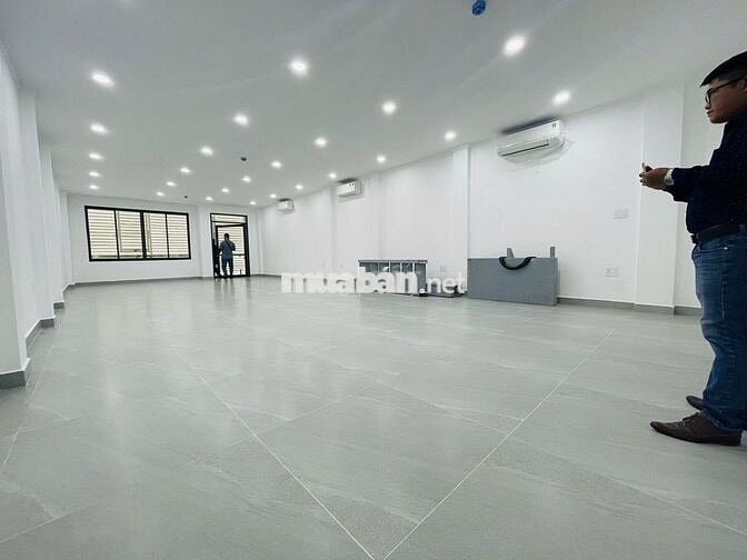 NHÀ ĐƯỜNG NGUYỄN MINH HOÀNG KHU K300 DT: 6X20M HẦM 5 TẦNG CHO THUÊ