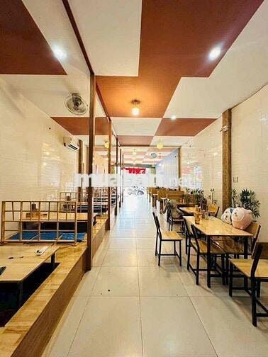 Cho thuê mặt tiền Nguyễn Văn Cừ nối dài gần ngã tư