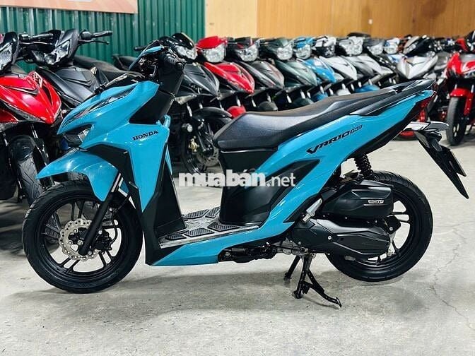 XE MÁYTHANH TÙNG_VARIO 150 FI XANH NGUYÊN BẢN 2023